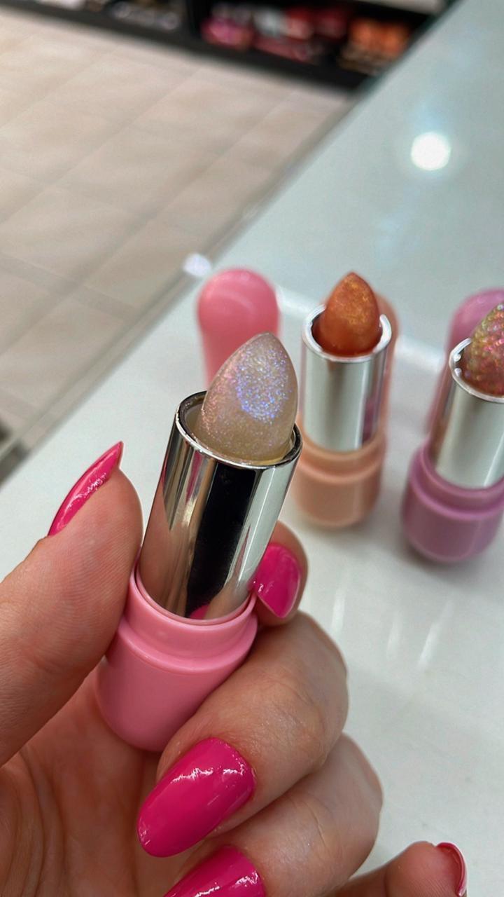 Shine collection- Magic Balm Rose Gold Ruby Kisses
